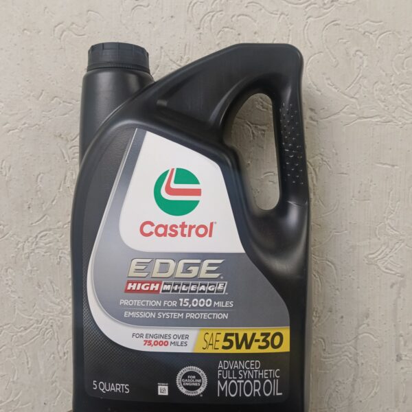 Aceite sintético 5w30 Castrol alto kilometraje.