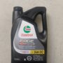 Aceite sintético 5w30 Castrol alto kilometraje.